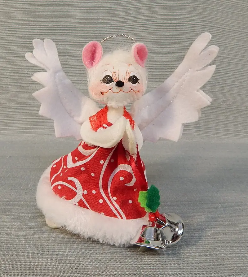 2019 Annalee Limited-Edition Angel Mouse Figurine – 4 Inches 1