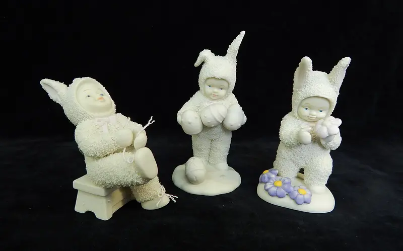 Department 56 Snowbabies Collectible Set – Bunny-Themed Figurines 1