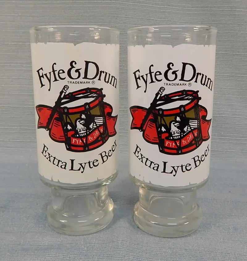 Fyfe & Drum Extra Lyte Beer Commemorative Stars And Stripes Glass Set (2-Pack) 1