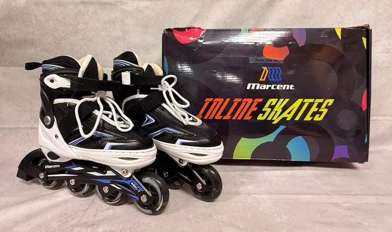 Marcent Kids’ Adjustable Inline Skates – Medium Fit (Us Youth 1–4) With Illuminated Wheels 1