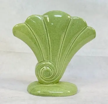 Mid-Century Modern Red Wing Pottery Seashell Fan Vase 1