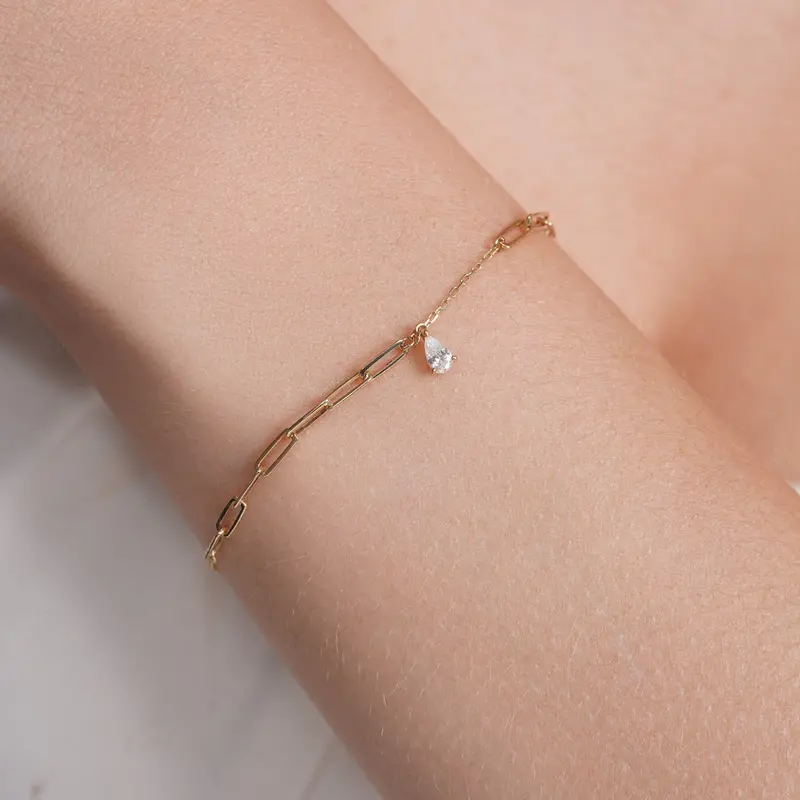 Teardrop Cz Paperclip Bracelet – 14K Yellow Gold With Adjustable Fit 1